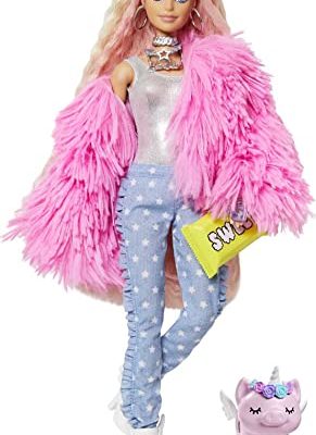 Barbie Extra Doll #3 in Pink Fluffy Coat with Pet Unicorn-Pig, Extra-Long Crimped Hair, Including Candy Bar Clutch & Gummy Bear Ring, Multiple Flexible Joints, Gift for Kids 3 Years Old & Up