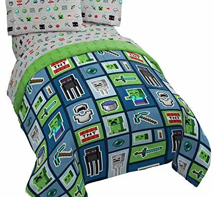 Jay Franco Minecraft Monster Hunters 5 Piece Queen Bed Set - includes Reversible Comforter & Sheet Set - Bedding Features Creeper - Super Soft Fade Resistant Microfiber (Official Minecraft Product)