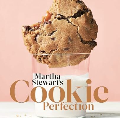 Martha Stewart's Cookie Perfection: 100+ Recipes to Take Your Sweet Treats to the Next Level: A Baking Book